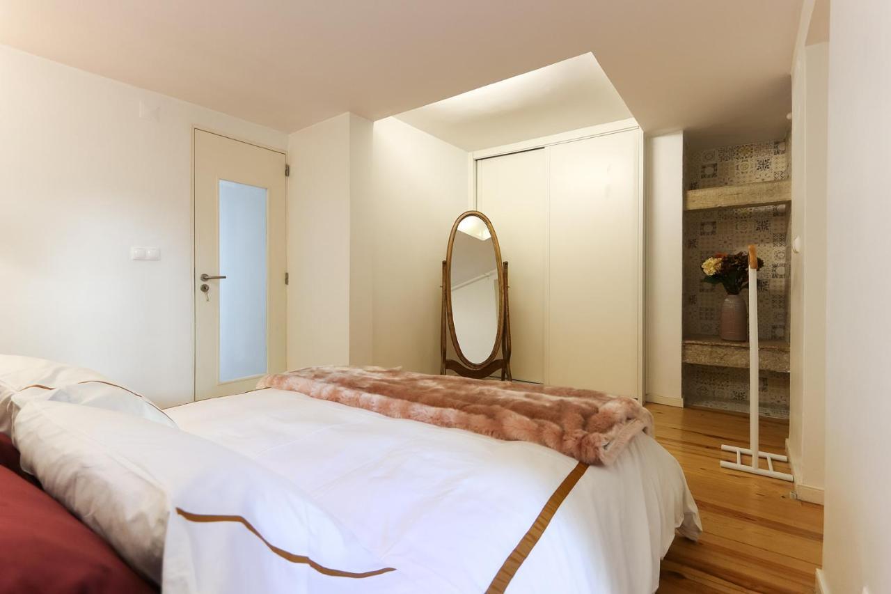 Charming And Stylish Downtown Apt In XIX Century Building Lisboa Eksteriør bilde