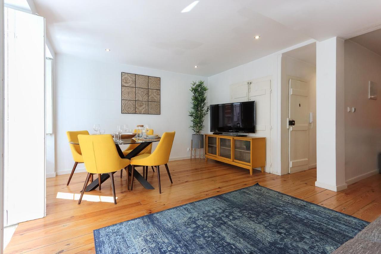 Charming And Stylish Downtown Apt In XIX Century Building Lisboa Eksteriør bilde