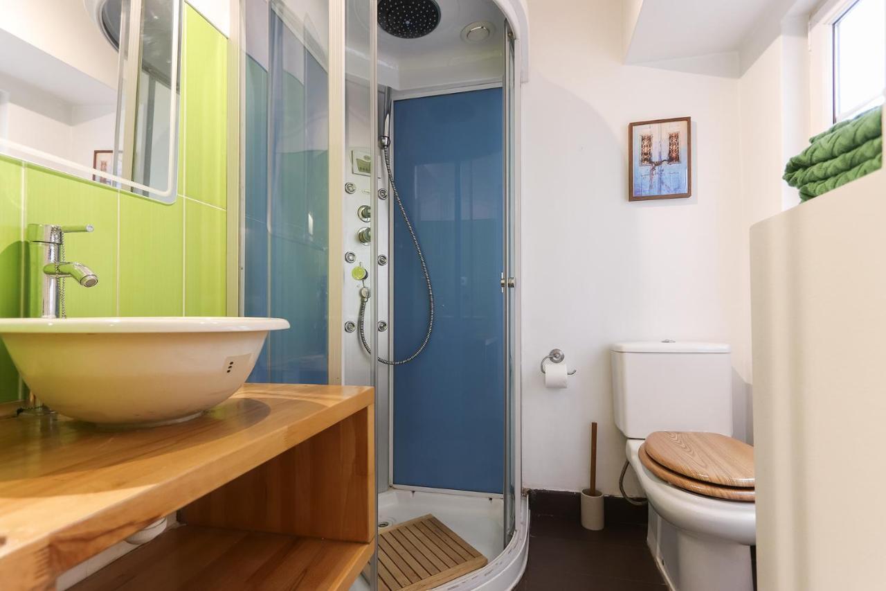 Charming And Stylish Downtown Apt In XIX Century Building Lisboa Eksteriør bilde