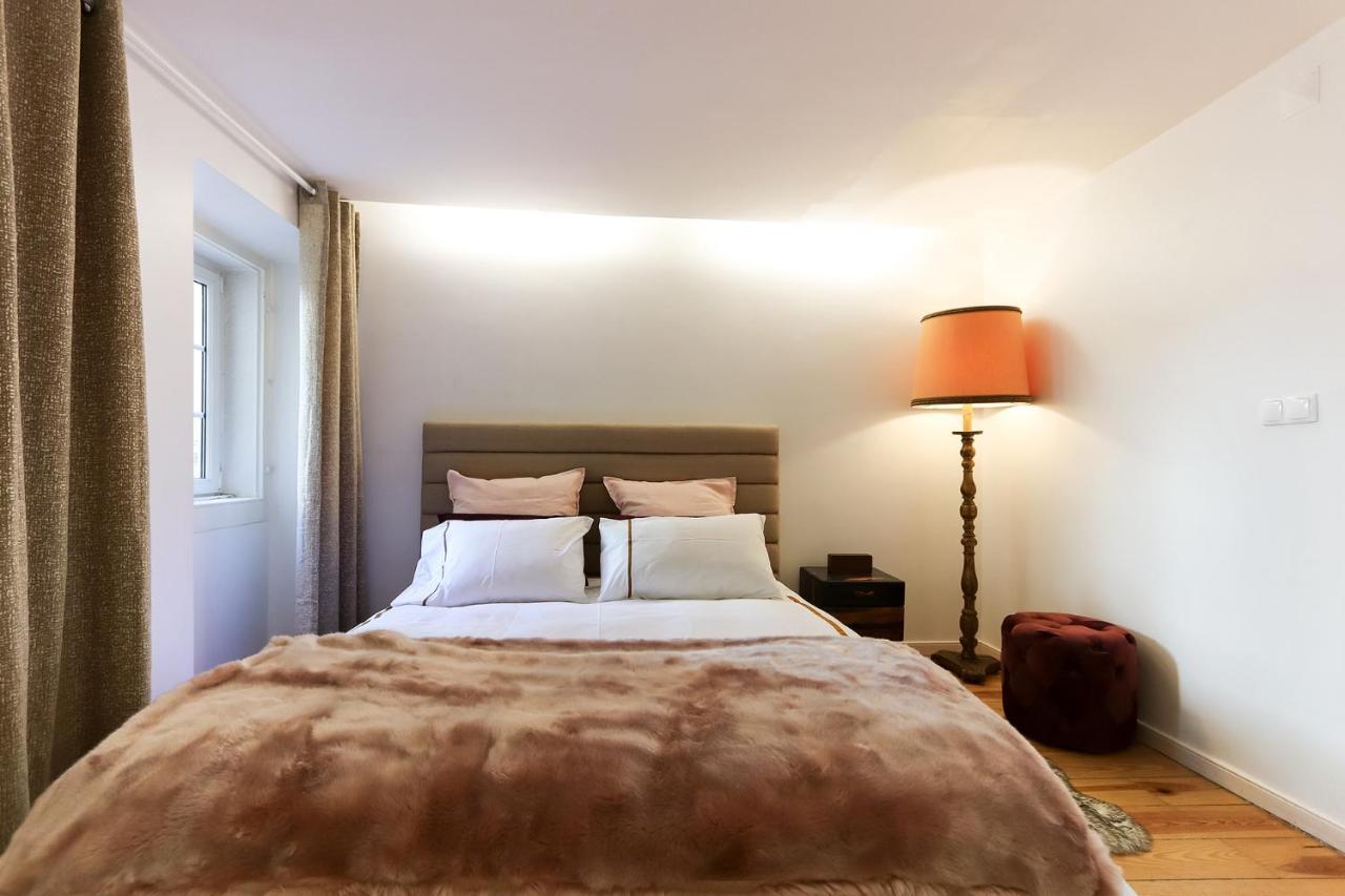 Charming And Stylish Downtown Apt In XIX Century Building Lisboa Eksteriør bilde