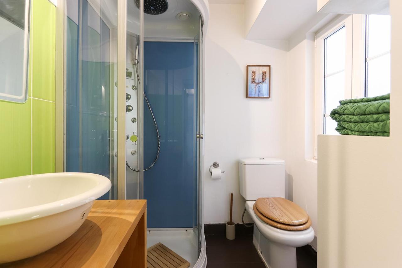 Charming And Stylish Downtown Apt In XIX Century Building Lisboa Eksteriør bilde